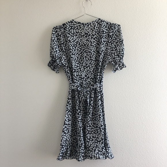 ✅PENELOPE Floral Wrap Mini Dress - Picture 3 of 3